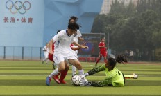 开云体育下载-球员斗志昂扬，争霸赛场掀起狂潮