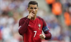 开云官网-纪录之夜与战绩的反噬，王哲林的42分如何映照浙江队的战略迷航？