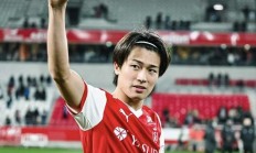 开云体育平台APP-包含亚眠客场战平，结束连败势头的词条