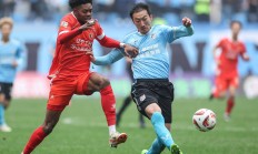 开云体育下载-包含赛场气氛热闹非凡，球迷热情高涨助威的词条