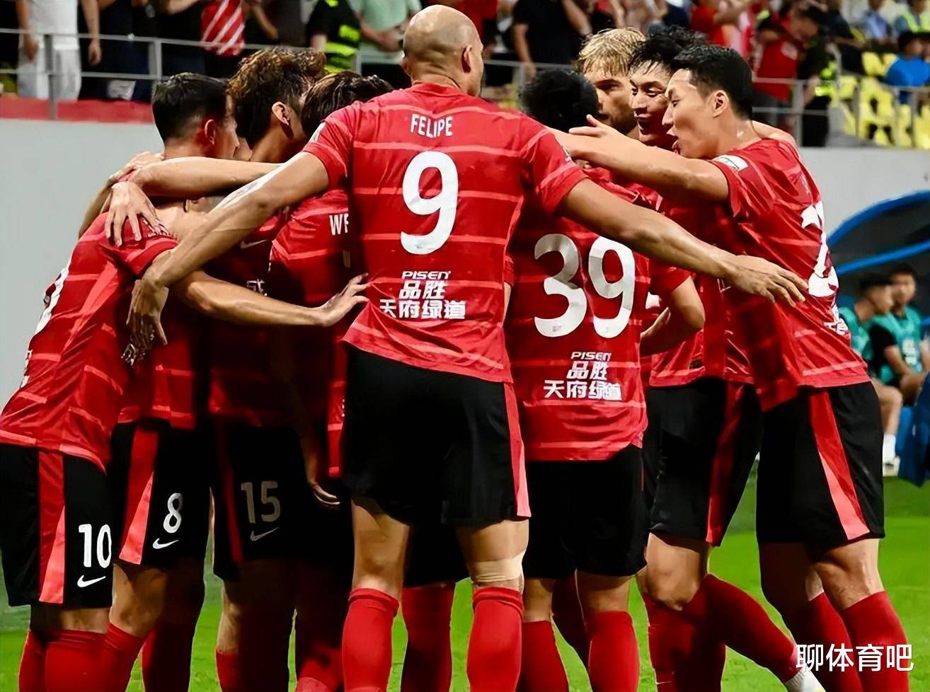 国安客场2-1胜重庆力帆，领跑积分榜