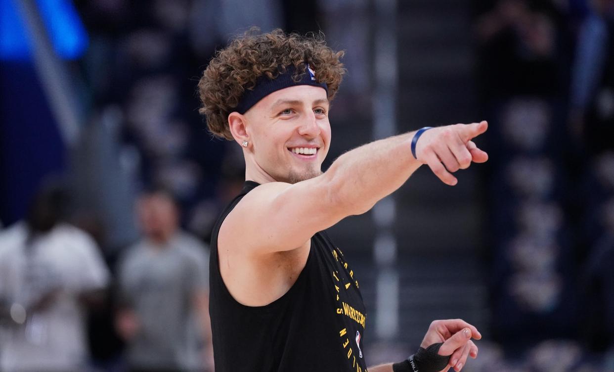 威斯卡主场大胜，球队士气高涨