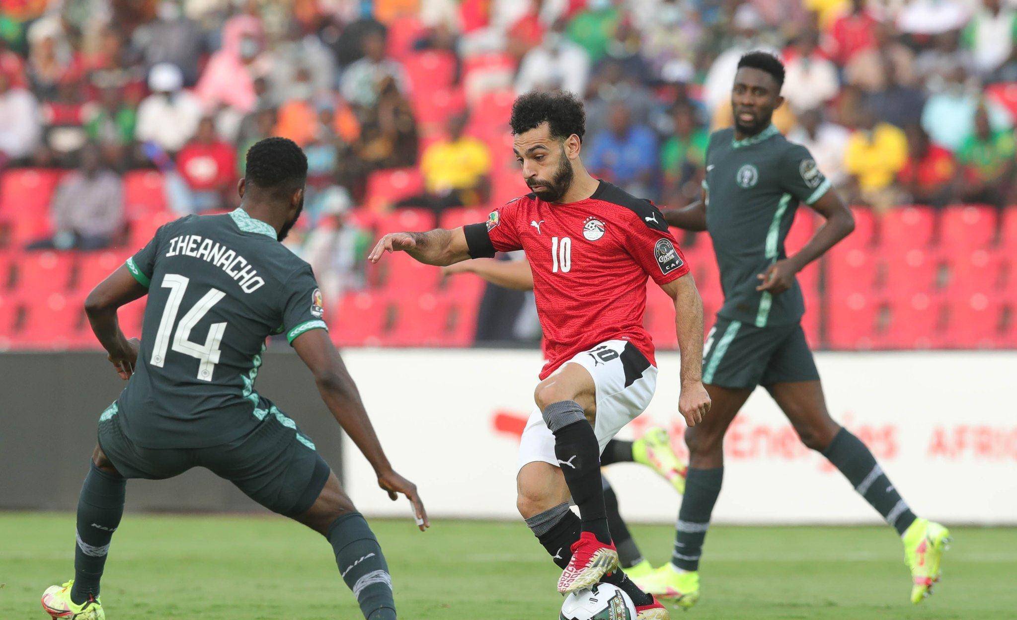 非洲球队在亚洲巅峰对决中取得佳绩，实现胜利