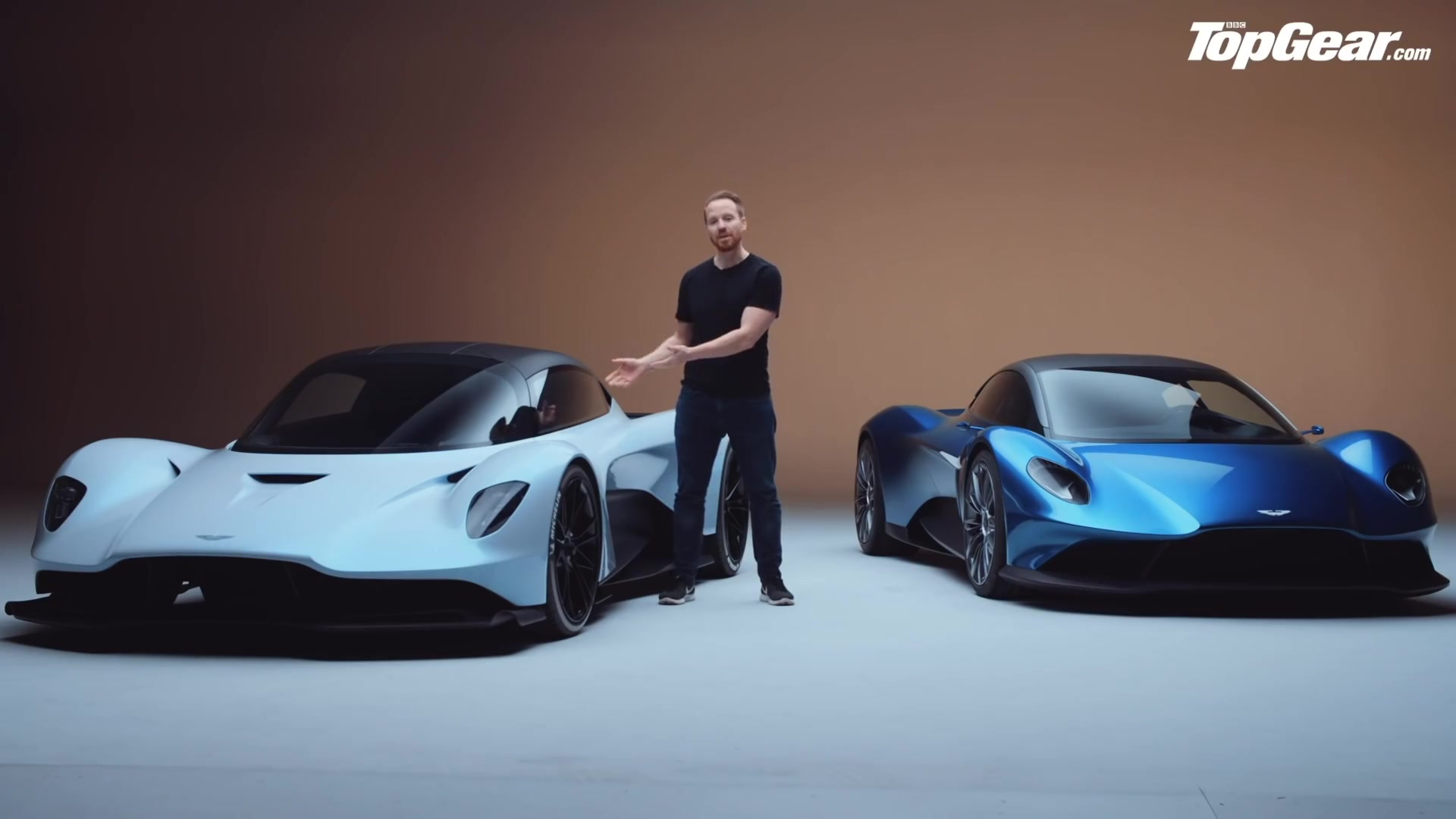 关于阿斯顿马丁横扫法拉利,拉塞尔扛起全队的信息 关于阿斯顿马丁横扫法拉利,拉塞尔扛起全队的信息